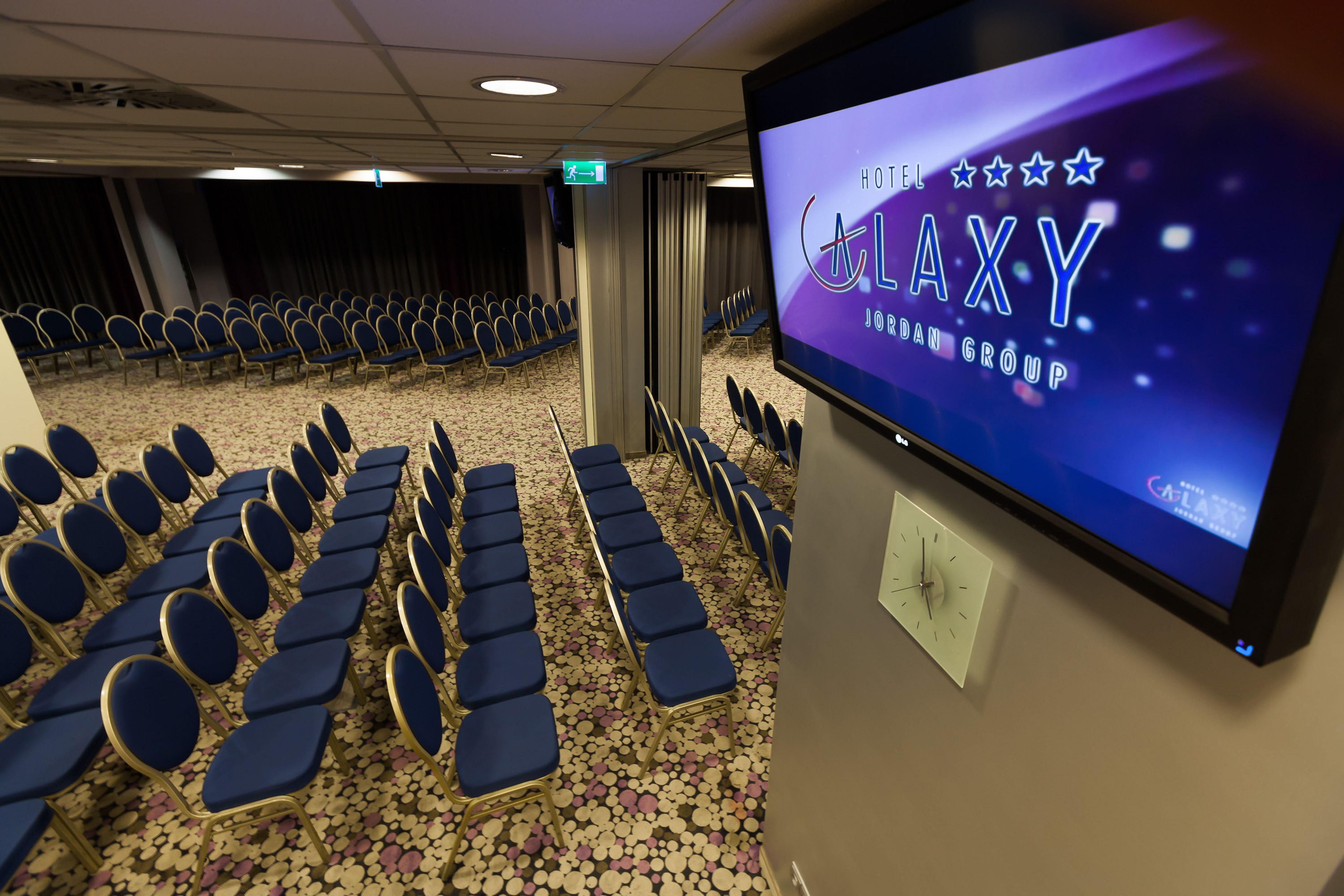 Galaxy Hotel — Bilder 1